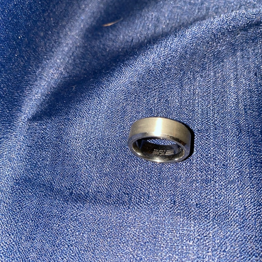 Men’s ring